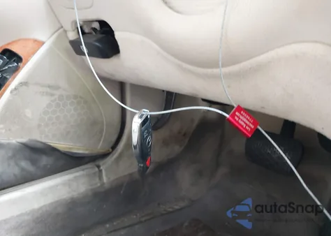 2004 Mercedes-Benz Clk 320 from USA, damaged, VIN WDBTJ65J44F101185